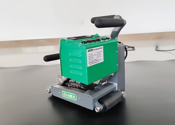 220V CX600 Geomembrane Hot Wedge Welding Machine 1.4 Kw